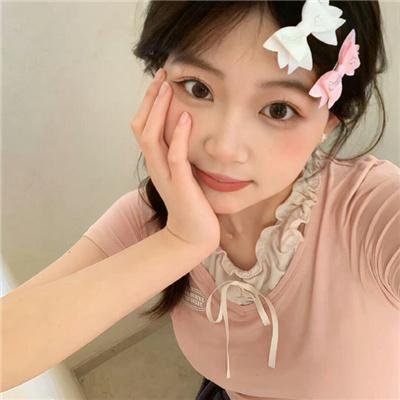 帅哥娇娃 海报